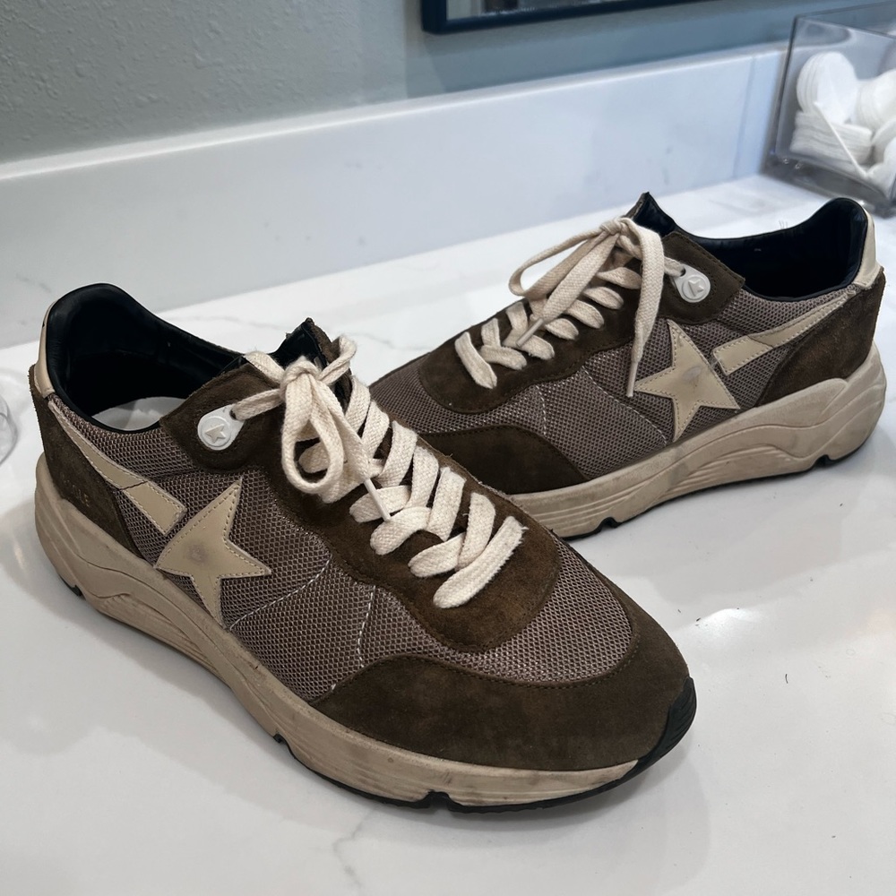 Golden Goose Running Sole Sneaker size 9/39 women.  Olive green/Cream